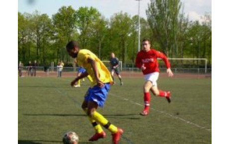 Seniors: 1ère victoire face au SO Paris (1-0)!